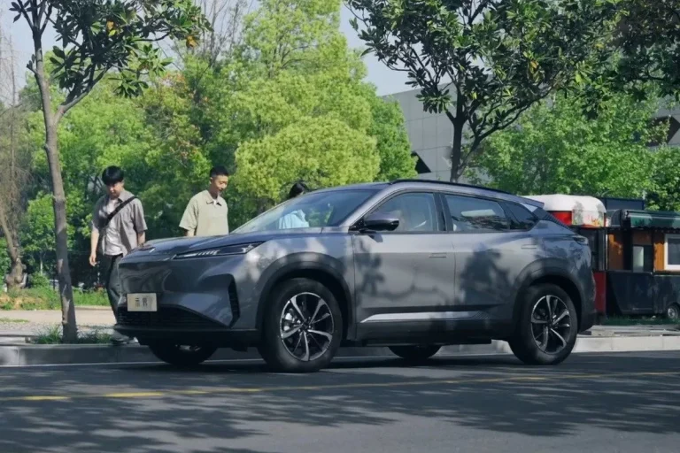 کراس‌اوور هدموس ۰۶ محصول مشترک دانگ‌فنگ و پژو سیتروئن عرضه شد